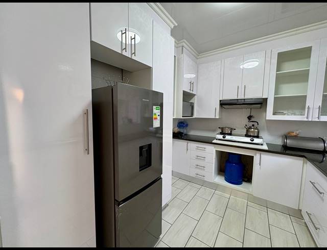 2 BEDROOM TOWNHOUSE FOR SALE IN DAYANGLEN